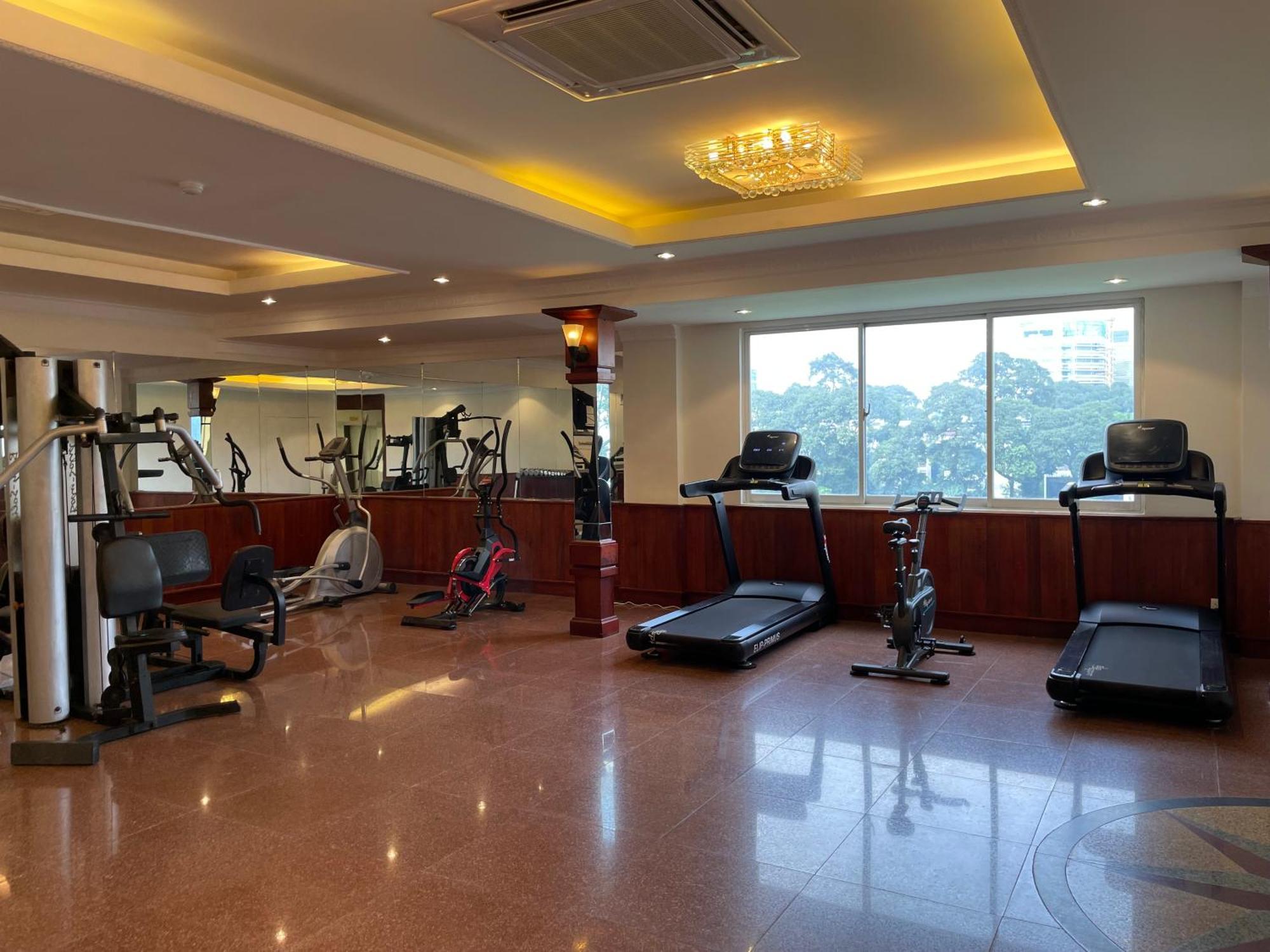 Victory Sai Gon Hotel Ho Chi Minh City Exterior photo