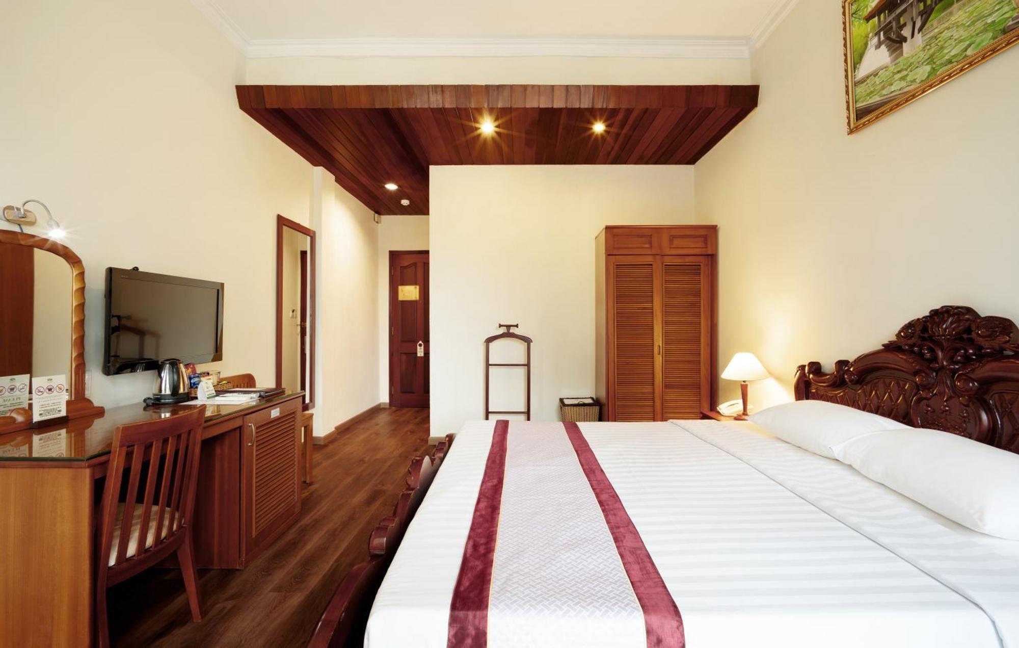 Victory Sai Gon Hotel Ho Chi Minh City Exterior photo